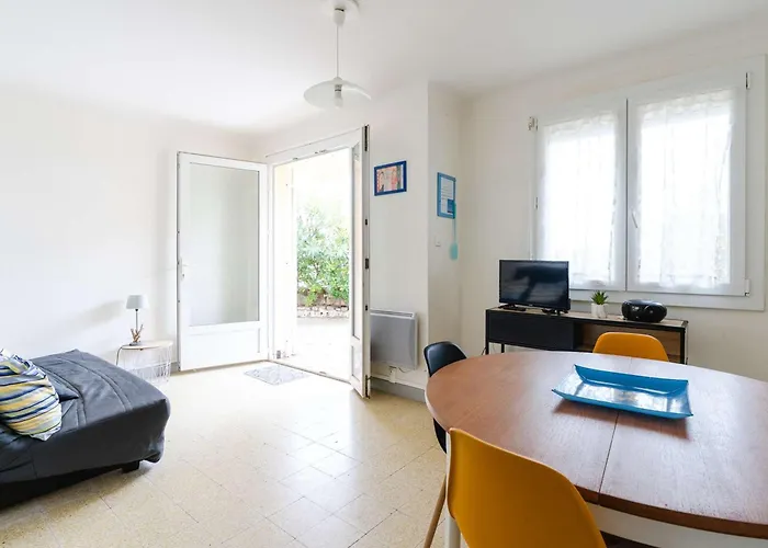 Apartment Familial A 30m De La Plage, Vue - Fr-1-409-292 Narbonne